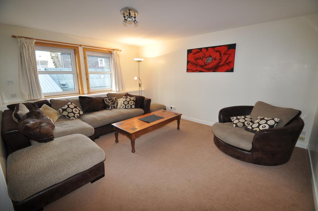 3 Varis Apartments Forres Kültér fotó