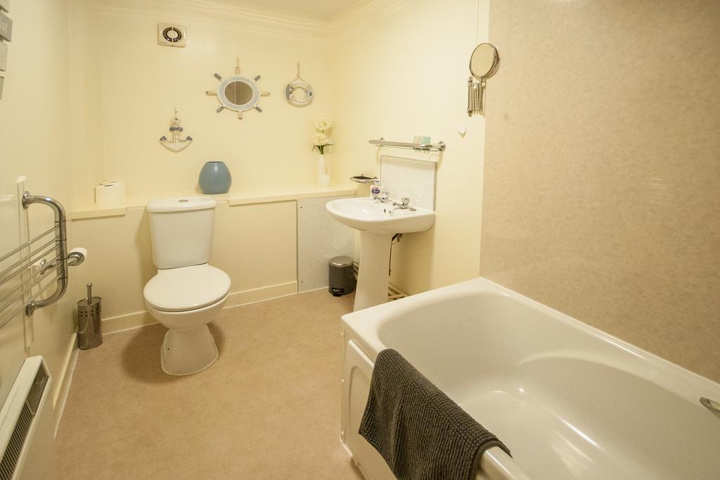 3 Varis Apartments Forres Kültér fotó